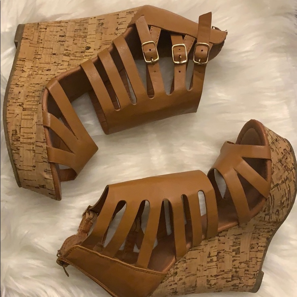 Brown Wedges